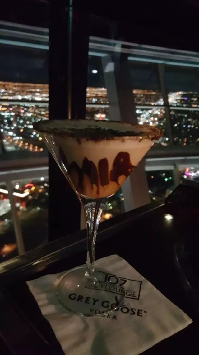 107 SkyLounge