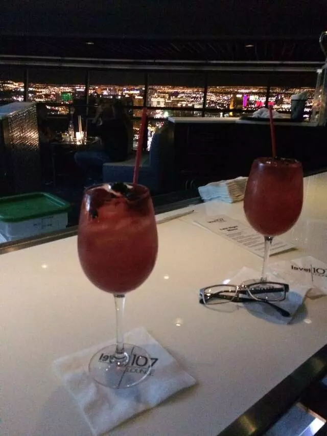 107 SkyLounge