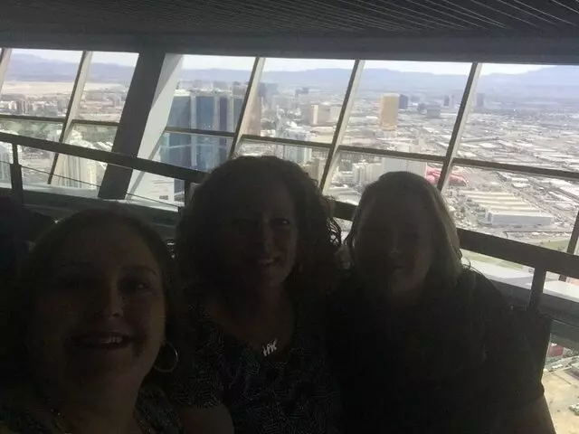 107 SkyLounge