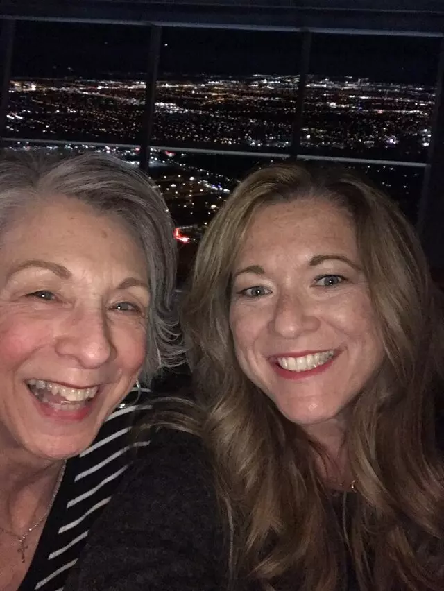 107 SkyLounge