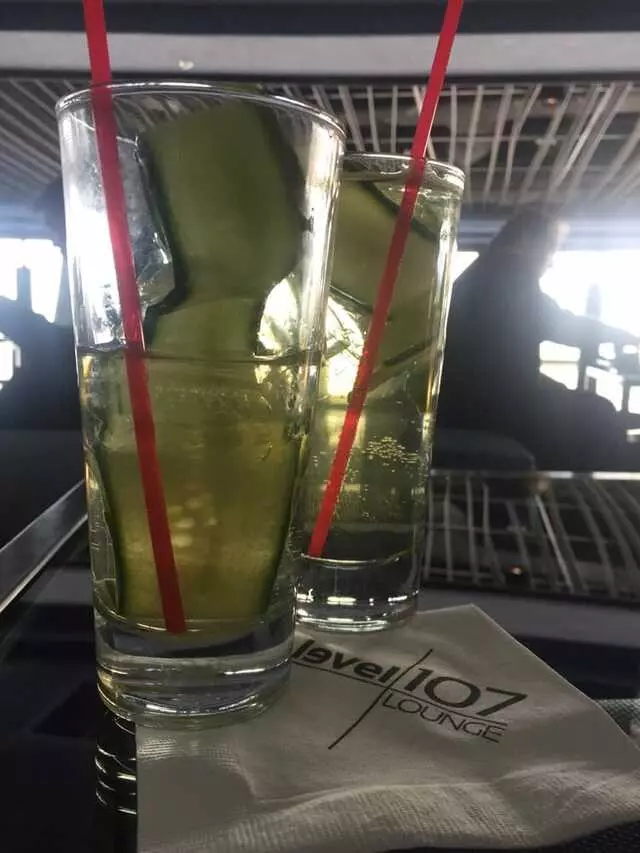 107 SkyLounge