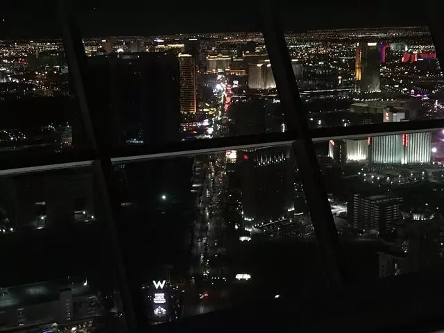 107 SkyLounge