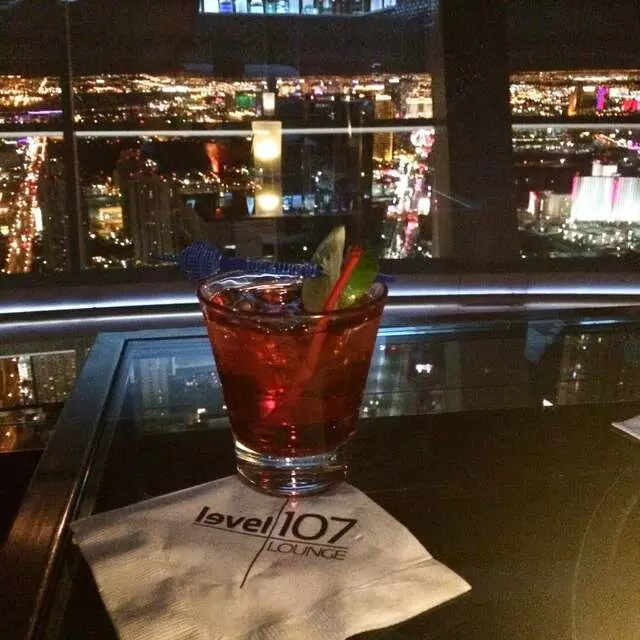 107 SkyLounge