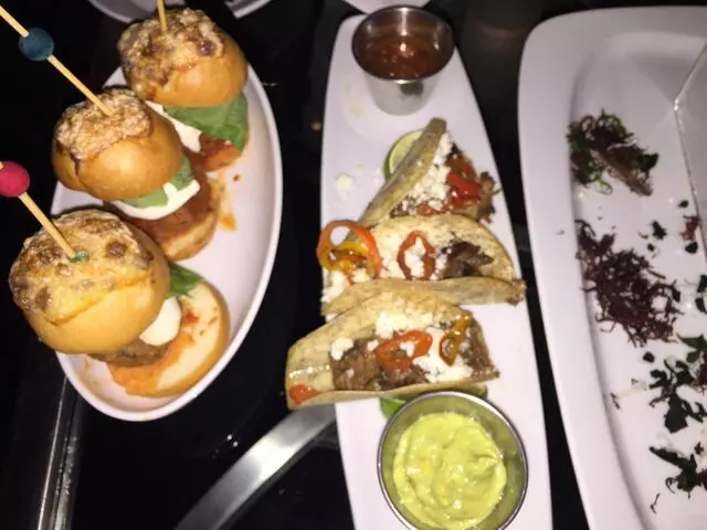107 SkyLounge