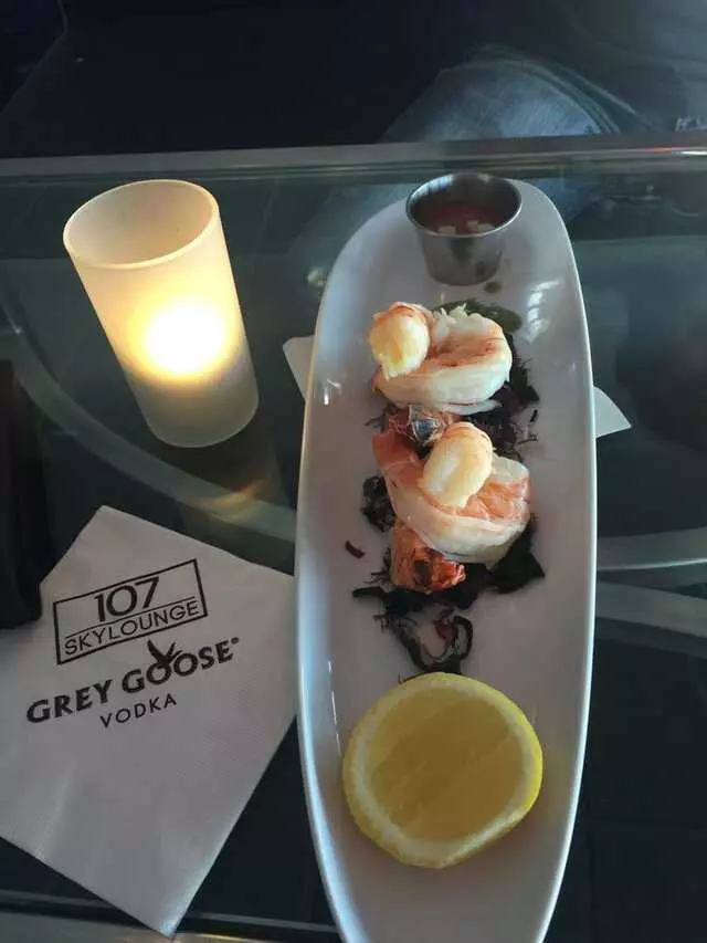 107 SkyLounge