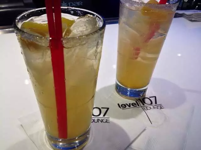 107 SkyLounge