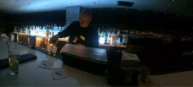 107 SkyLounge