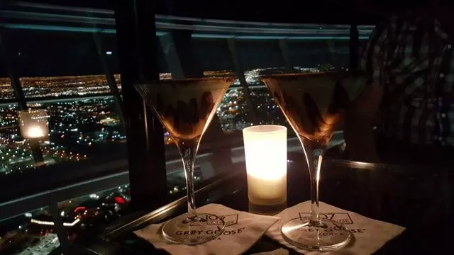 107 SkyLounge