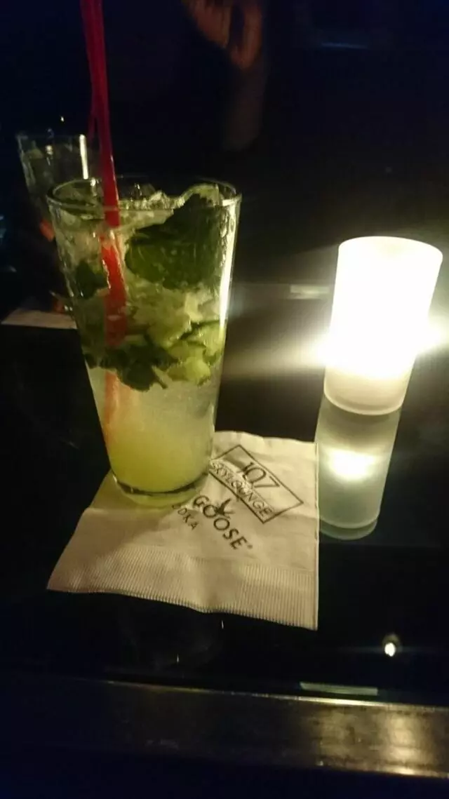 107 SkyLounge