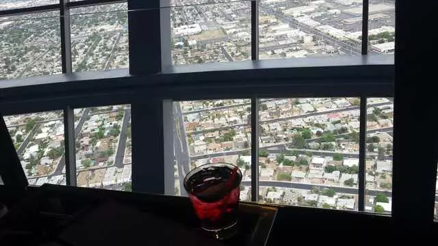 107 SkyLounge