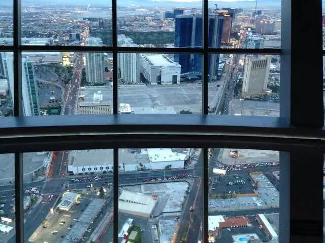 107 SkyLounge