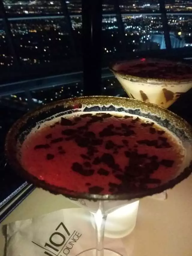 107 SkyLounge