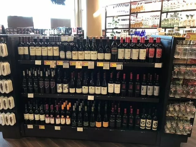 ABC Stores 114