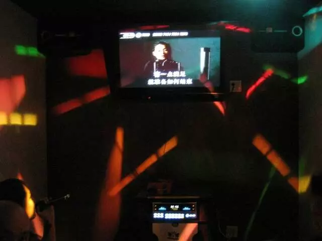 Wai Wai Cafe