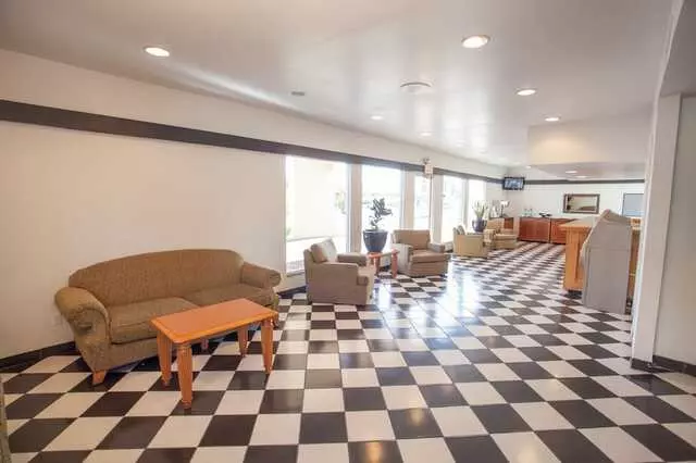 Aviation Inn