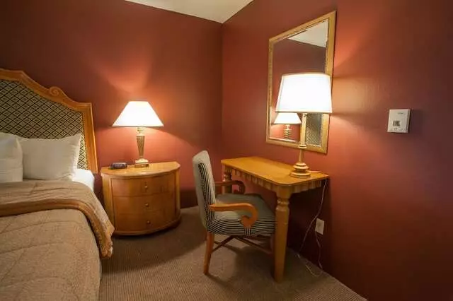 Aviation Inn
