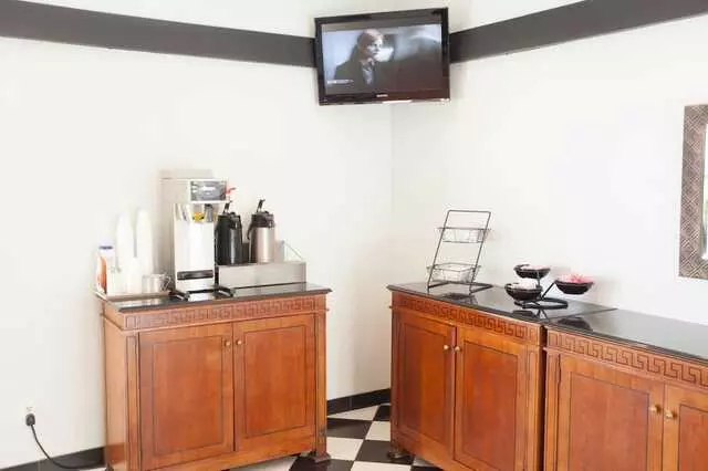 Aviation Inn