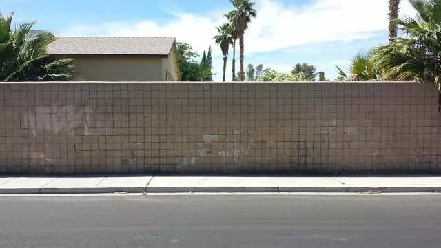 A Handy Painter