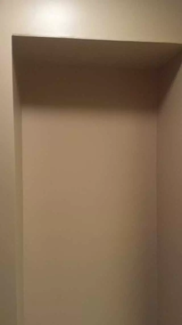 A Handy Painter