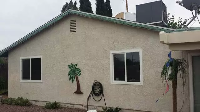 A Handy Painter