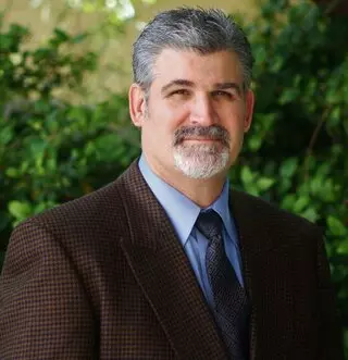 Ruggeroli P Edward, DDS