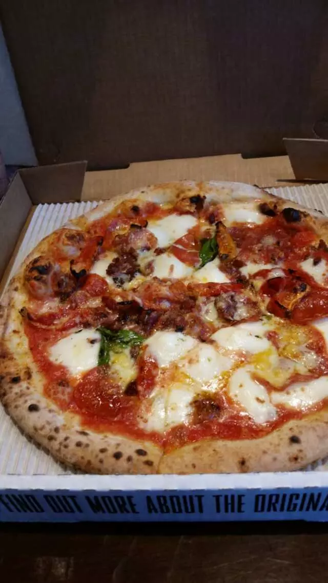 800 Degrees Neapolitan Pizzeria