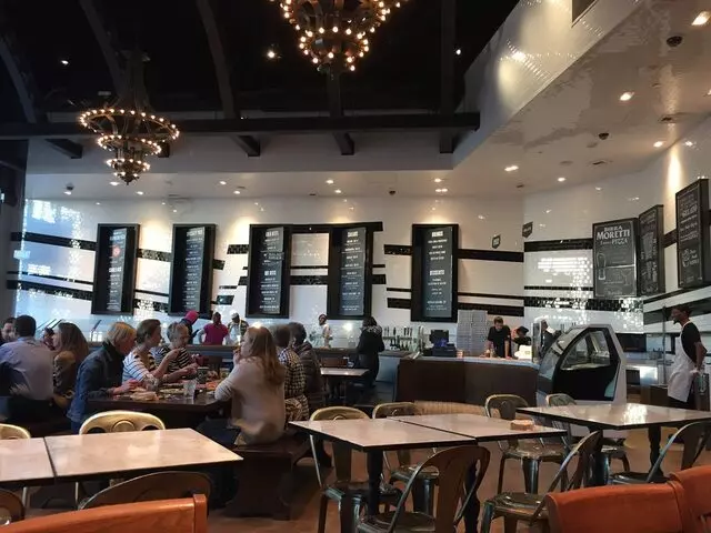 800 Degrees Neapolitan Pizzeria