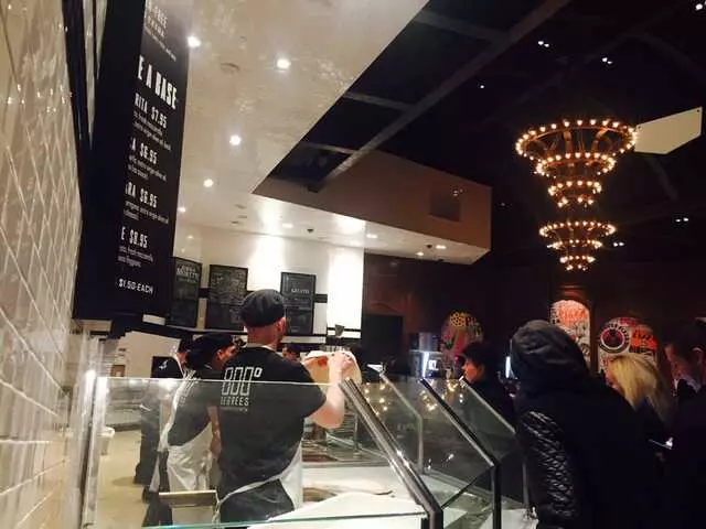 800 Degrees Neapolitan Pizzeria