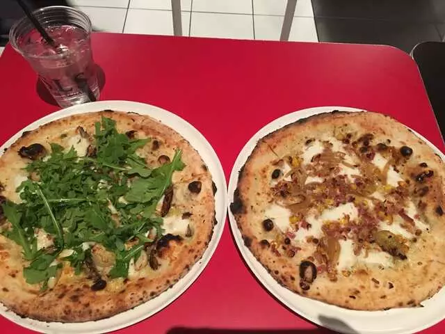 800 Degrees Neapolitan Pizzeria