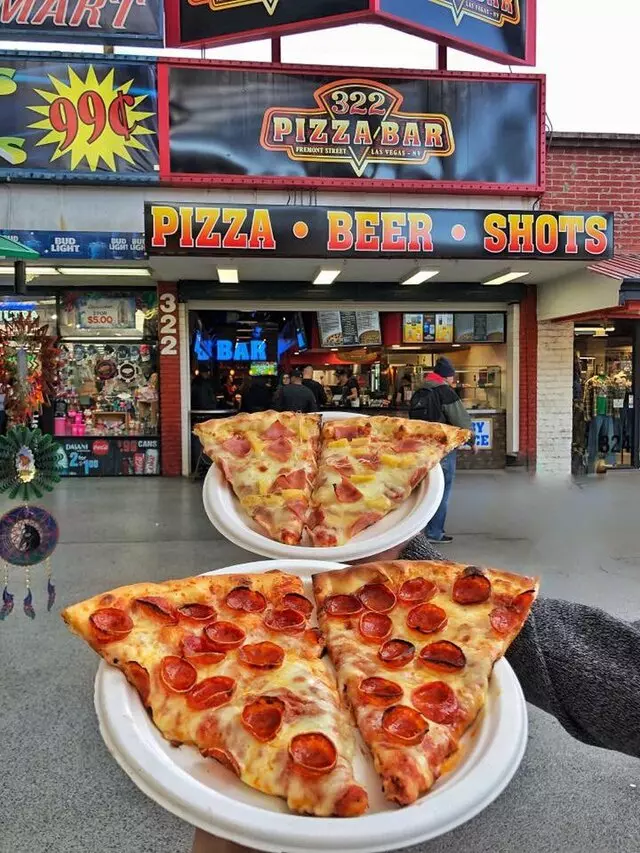 322 Pizza Bar