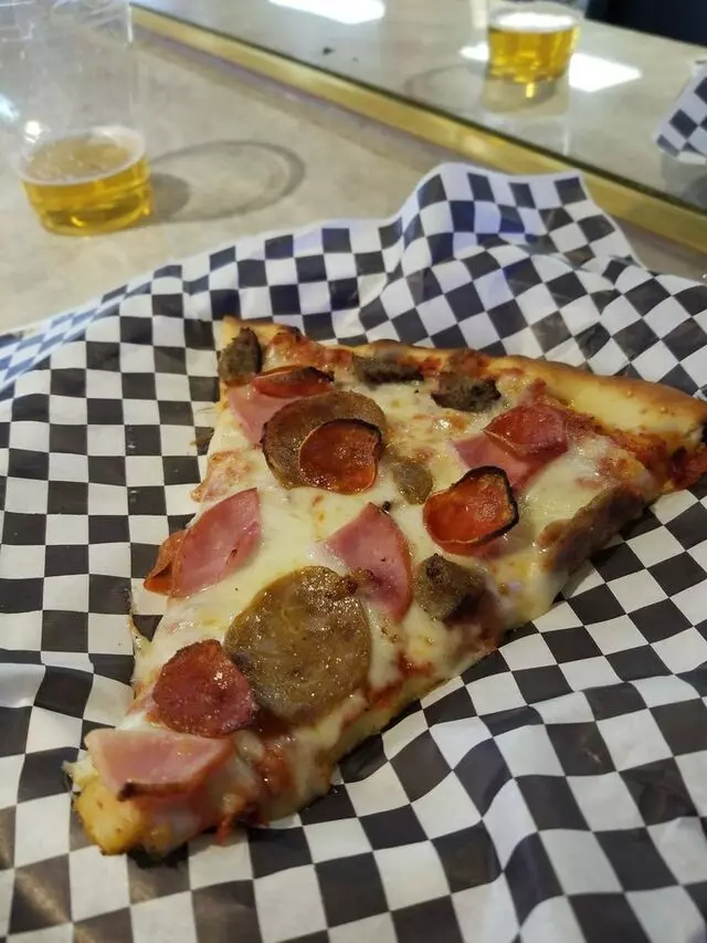 322 Pizza Bar