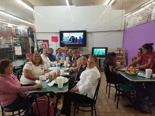 Antojitos D F Y Mas