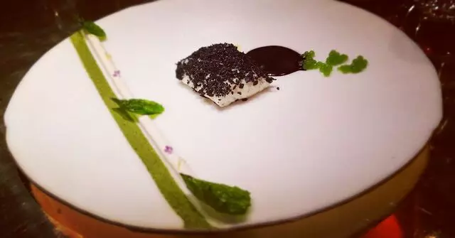 é by José Andrés