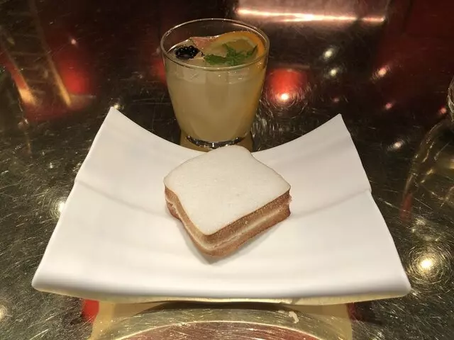 é by José Andrés