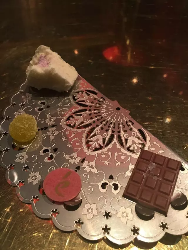 é by José Andrés
