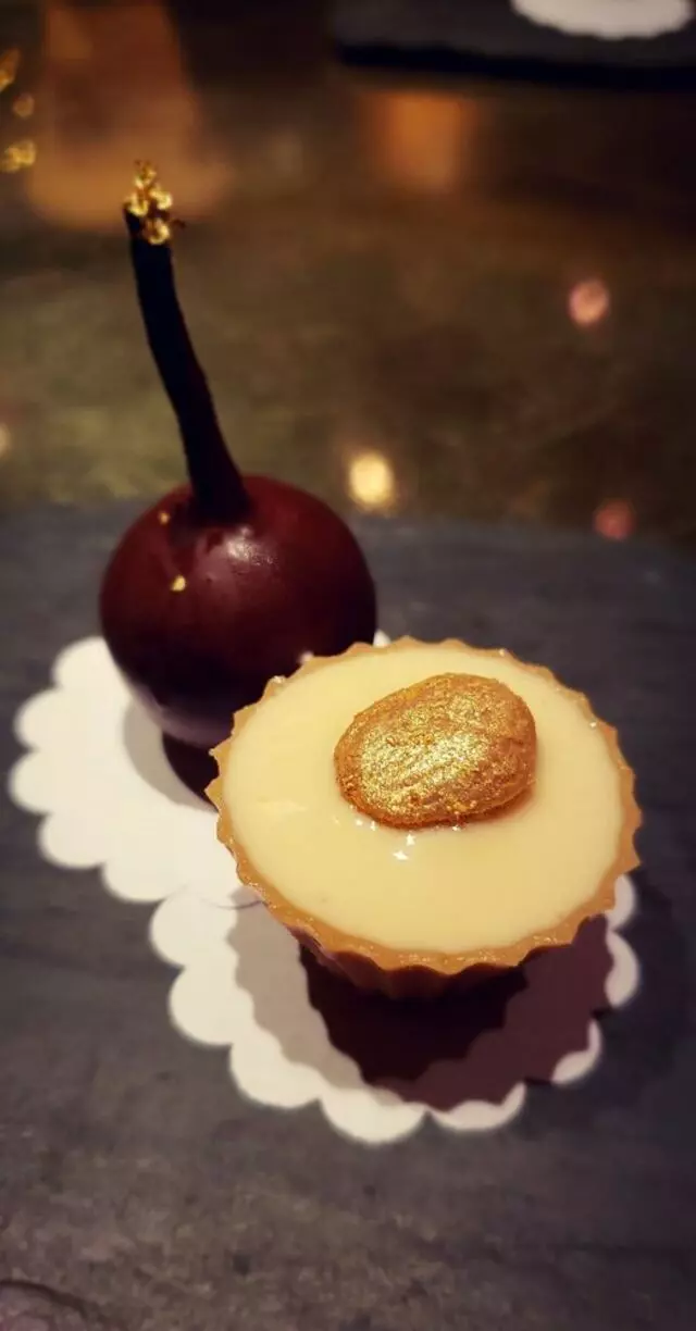 é by José Andrés