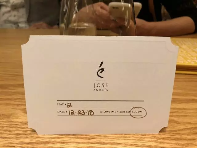 é by José Andrés