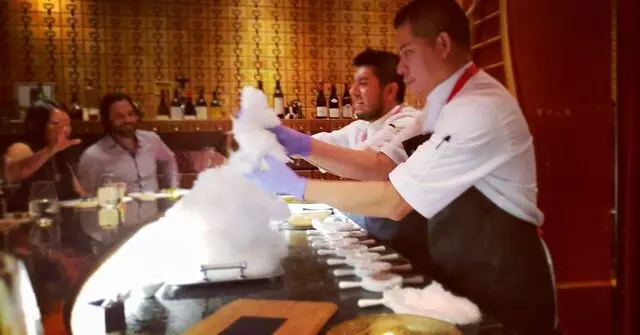 é by José Andrés