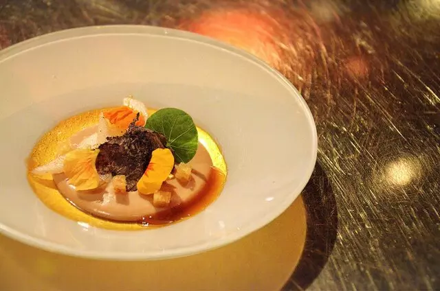 é by José Andrés