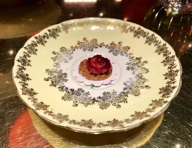 é by José Andrés