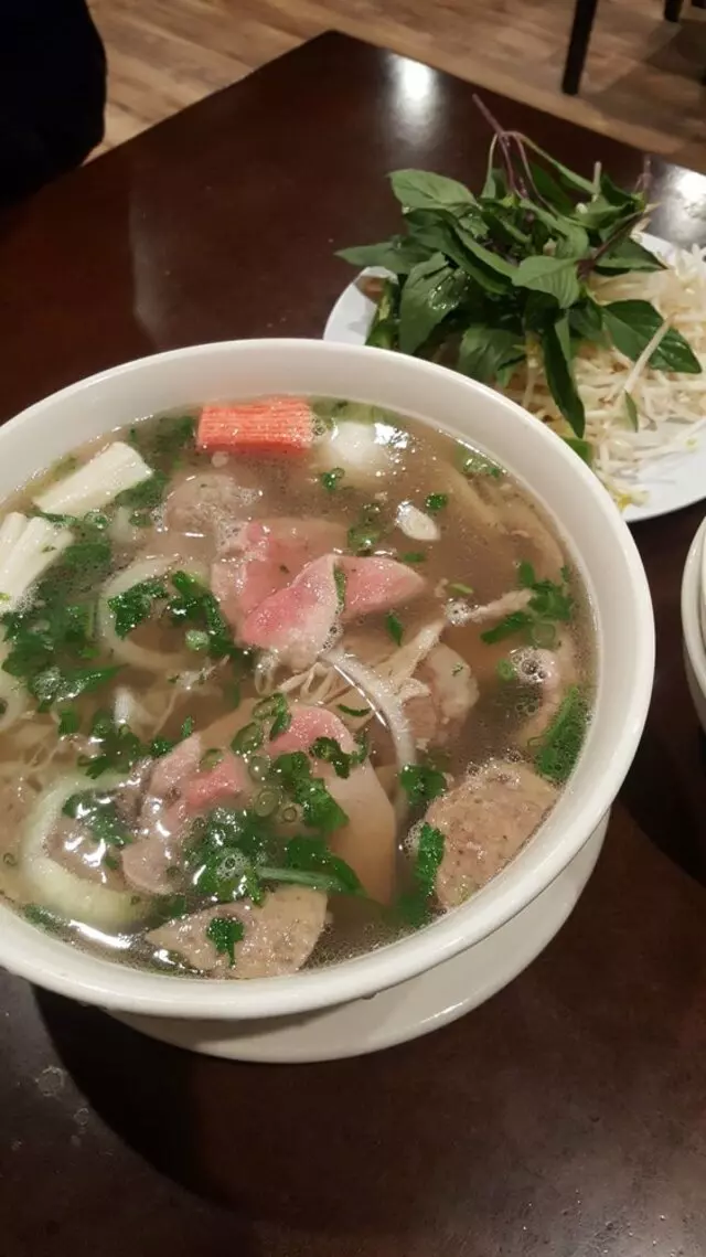 Pho 90