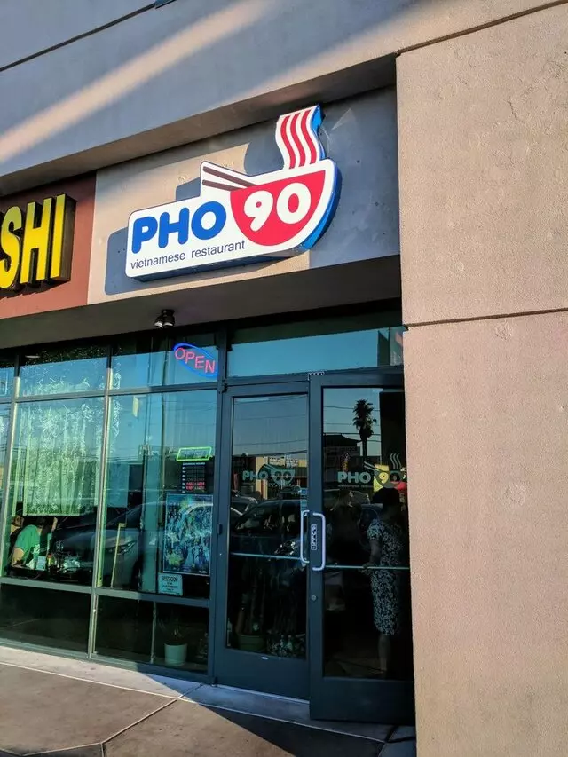 Pho 90