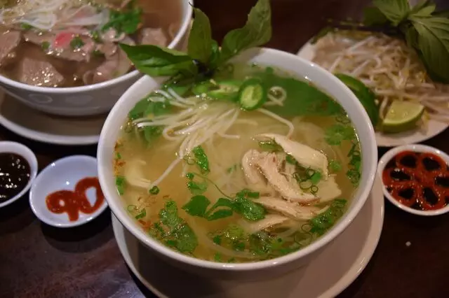 Pho 90