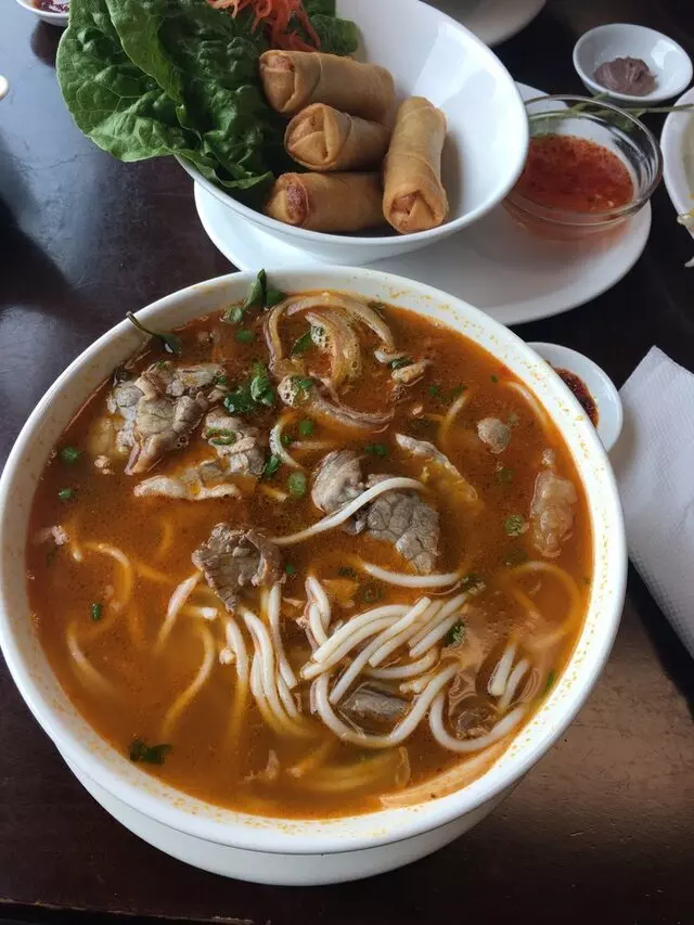 Pho 90