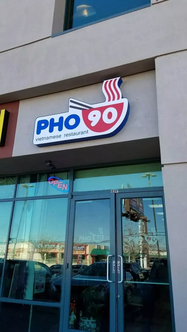 Pho 90