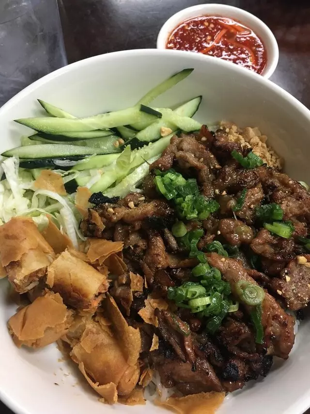 Pho 90