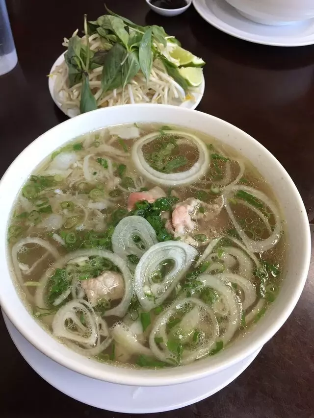 Pho 90