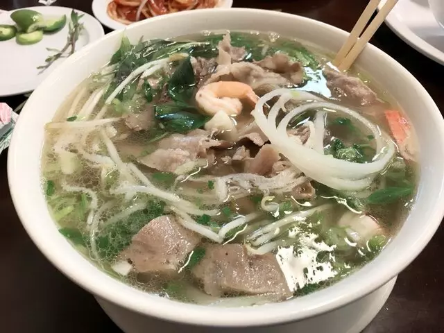 Pho 90