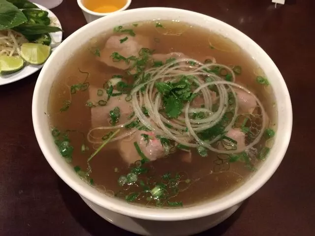 Pho 90
