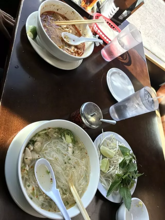 Pho 90
